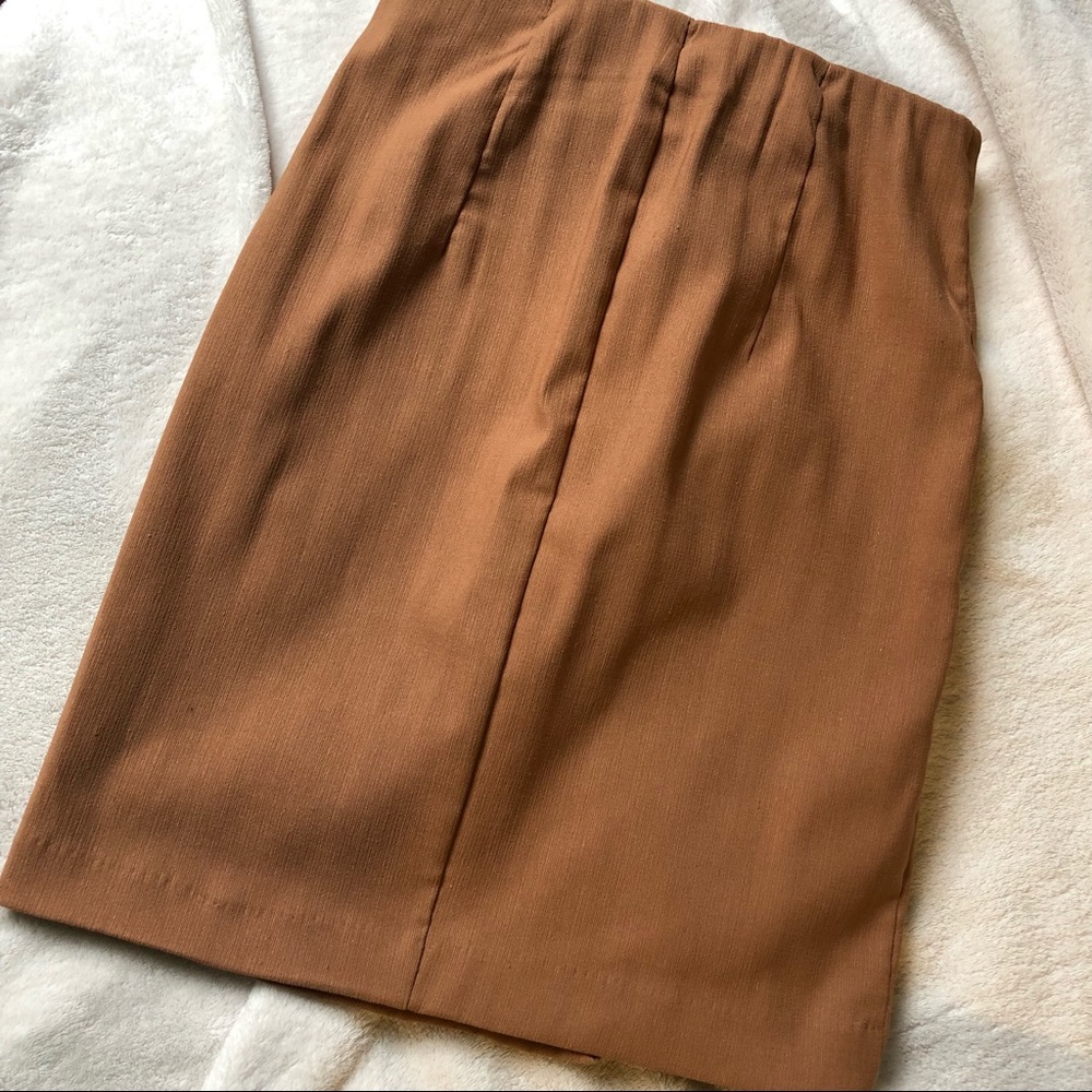 Dynamite Skirt - Picture 2 of 3